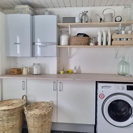 Cozy Fisherman's House In Stenbjerg *
