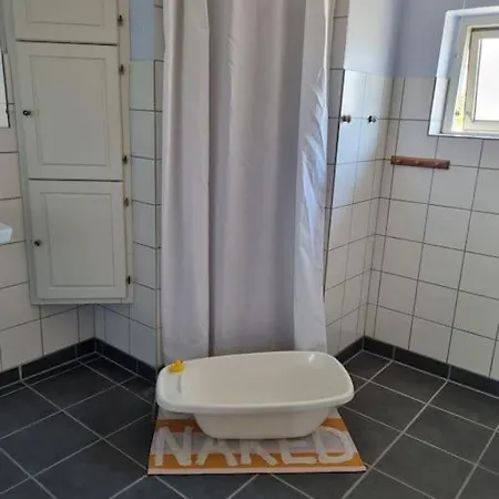 Hotel Cozy Fisherman's House In Stenbjerg *